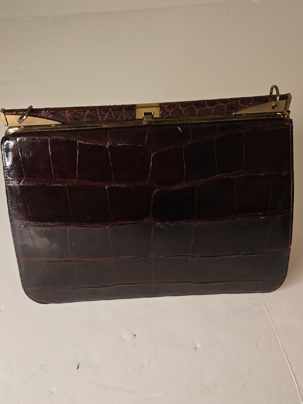 Vintage 1960’s Bellestone Brown Alligator Top Handle Handbag Handle Is Missing